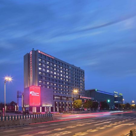 Hilton Garden Inn Shanghai Hongqiao Necc Dış mekan fotoğraf